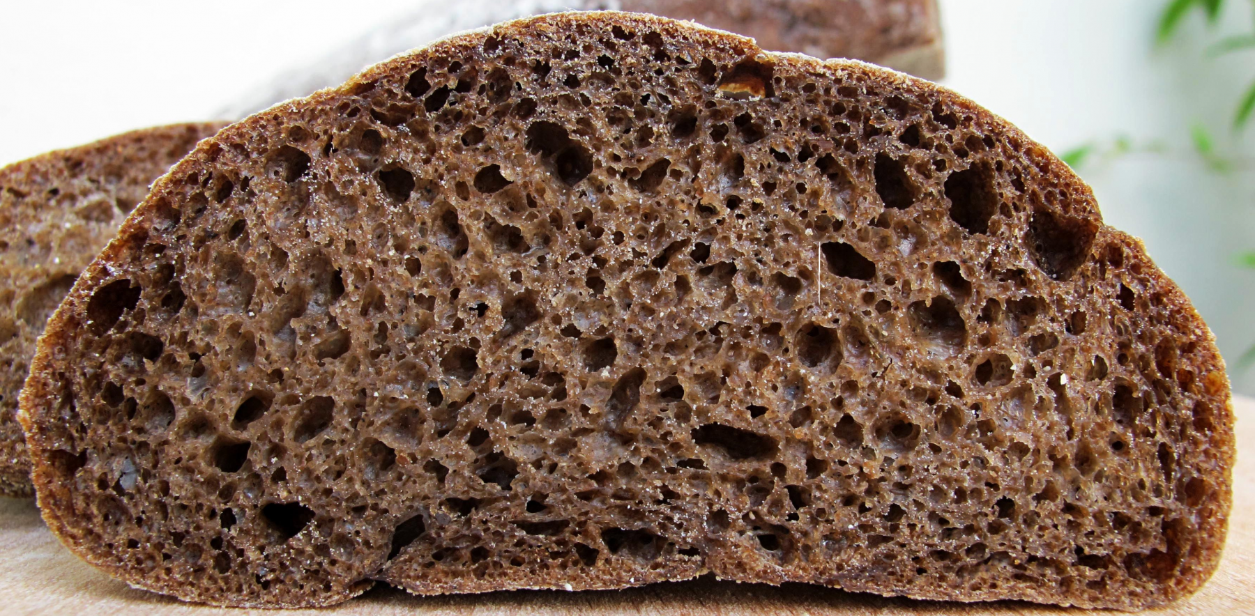 Черный хлеб. Ржаной хлеб. Черный Хлебушек. Хлеб ржаной подовый.